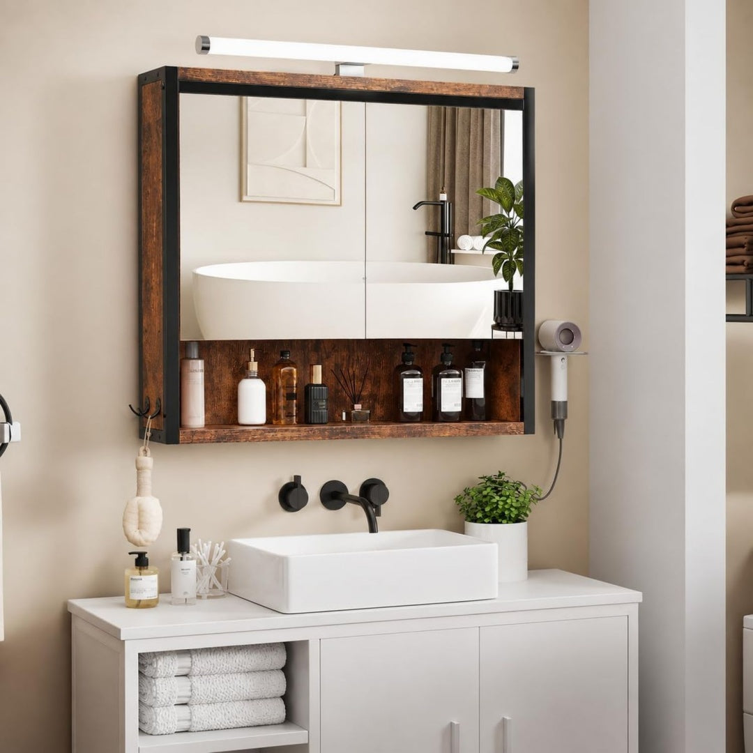 Arredo contemporaneo armadietti a specchio in legno bianco